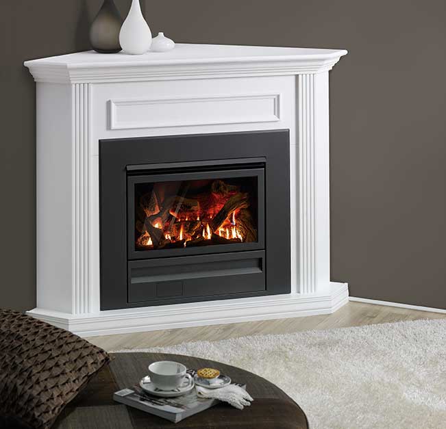 IS700 Insert, Flat Front, Trim, Remote, Flue kit and corner mantel